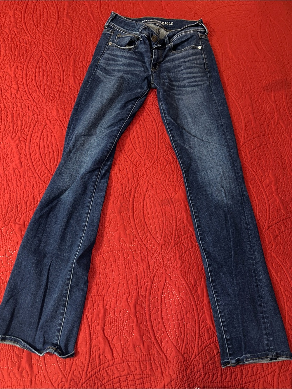 American Eagle Outfitters Women’s  kick boot  Jeans size 6 LONG